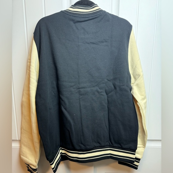 Shawn Mendes VIP Wonder Tour Crew Varsity Jacket, size XL - Picture 5 of 9